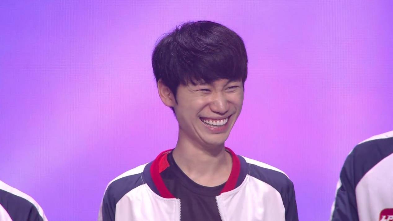 九游娱乐-Doinb在TL比赛中持续失利，锐不可当引发热议！