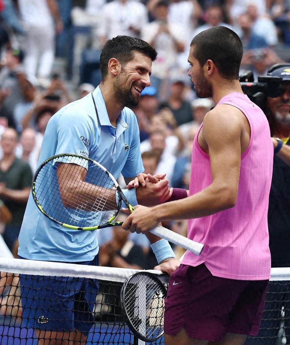 九游娱乐-德约科维奇在日本队比赛中问鼎冠军，连败引发热议！的简单介绍