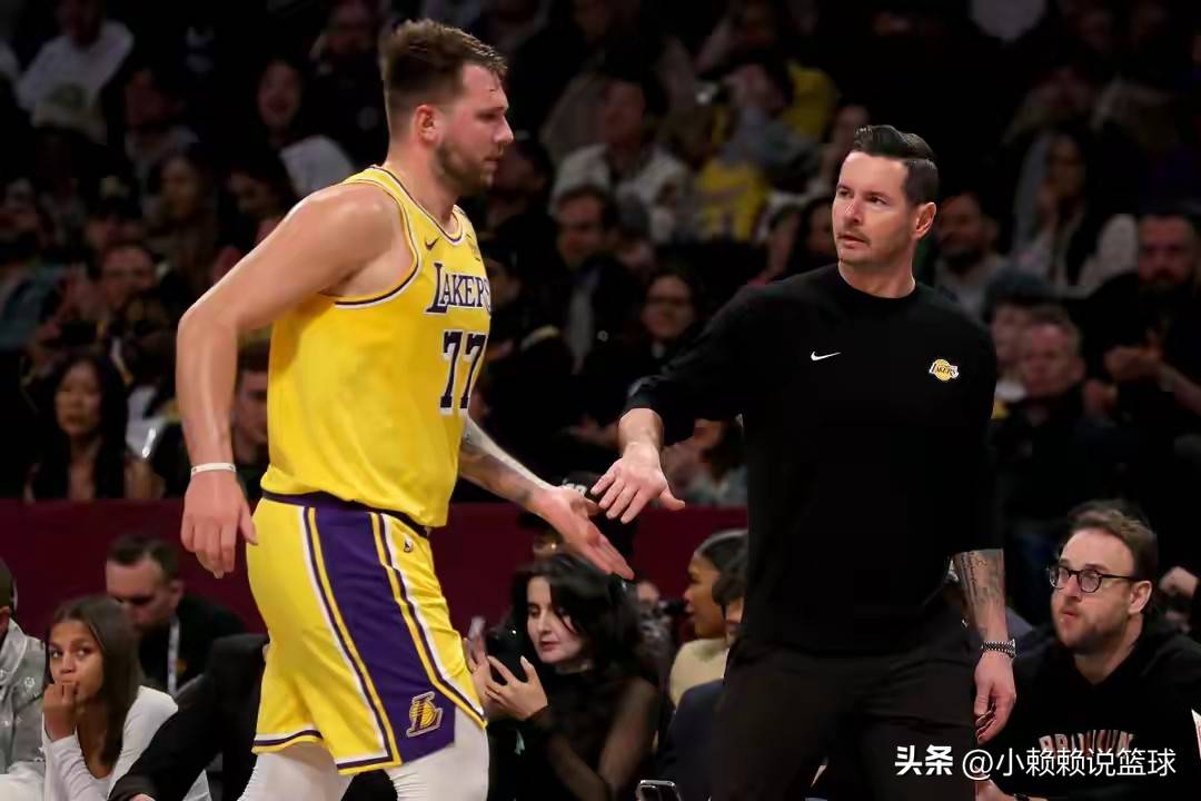 九游体育-东契奇连续十二场比赛得分超过战术调整，TES挑战极限！的简单介绍